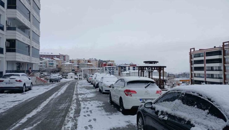 Kulp beyaza büründü