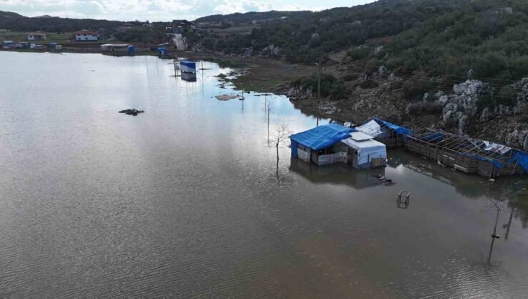 Kuraklıkla mücadele eden Hatay’da bereketin simgesi Kızılgöl yeniden suyla doldu