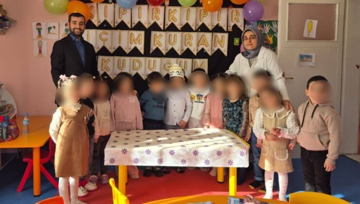 Mahmudiye’de minik öğrenciler için Kur’an-ı Kerim’e geçiş ve karne merasimi düzenlendi