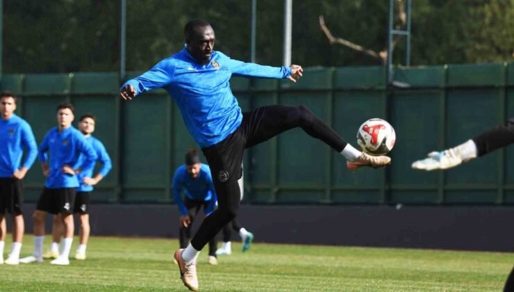 Manisa FK, Ümraniyespor maçının hazırlıklarını sürdürdü