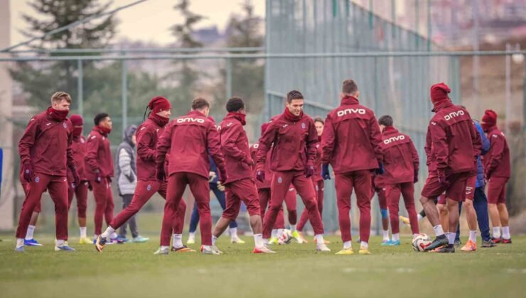Mathias Lovik, Trabzonspor’da ilk antrenmanına çıktı