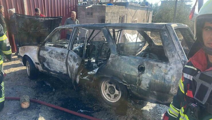 Mersin’de bakım yapılan araç alev alarak yandı