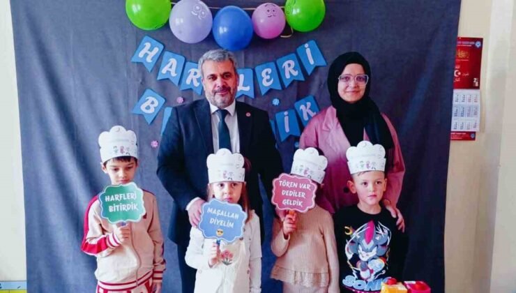 Minik öğrencilerin harfleri bitirme sevinci