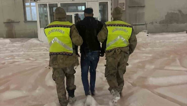 Muş’ta bilişim dolandırıcılığından aranan şahıs yakalandı