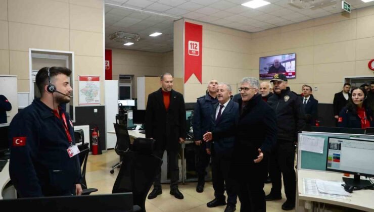 Niğde protokolünden yılbaşı gecesi görev başındaki ekiplere ziyaret