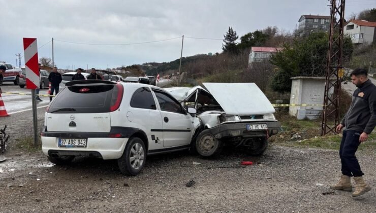 Sinop’ta otomobiller çarpıştı: 1 yaralı
