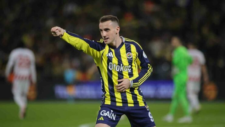 Turkcell Süper Kupa: Fenerbahçe: 1 – Samsunspor: 0 (Maç devam ediyor)