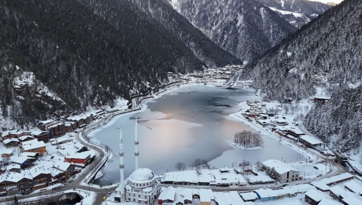 Uzungöl buz tuttu
