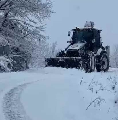 Zonguldak’ta kar yağışı nedeniyle 82 köy yolu ulaşıma kapandı