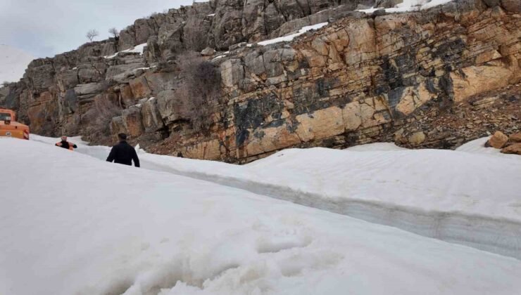 6 bin nüfuslu beldenin yolunun açılması için çalışmalar sürüyor