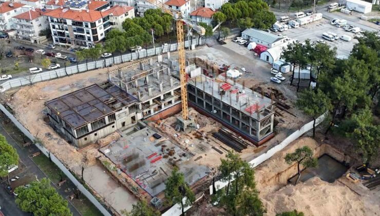 Abide H. Nuri Öncüer Huzurevi inşaatı devam ediyor