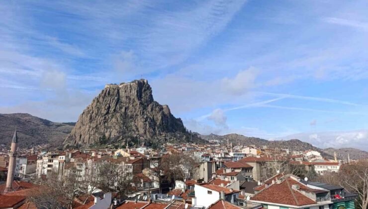 Afyonkarahisar’ın nüfusu 751 bin 808’e yükseldi