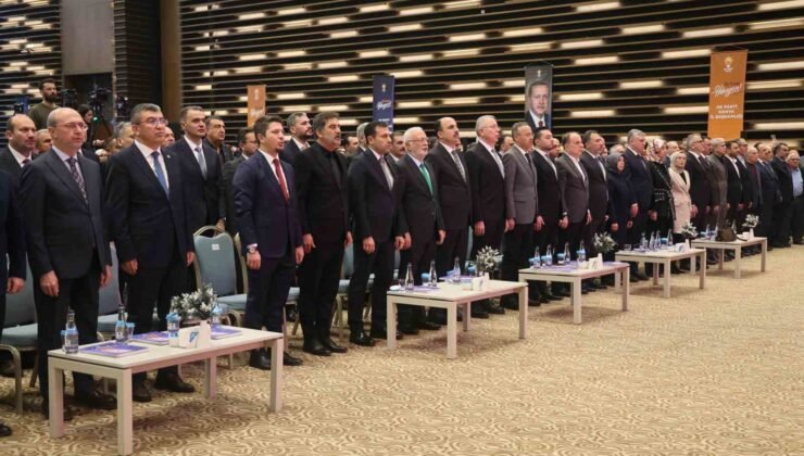 AK Parti Genel Başkan Vekili Elitaş: “Bakanın yeminini engellemek demokrasiyi askıya almak demektir”