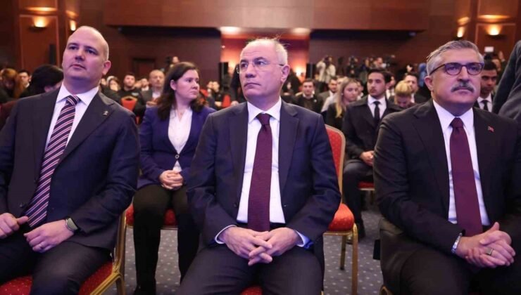AK Parti Genel Başkanvekili Ala: “Toplumu yönetmek için toplumun verilerini alıyorlar”