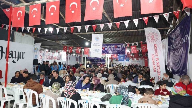 Akdeniz’de ilk iftar sofrası kuruldu