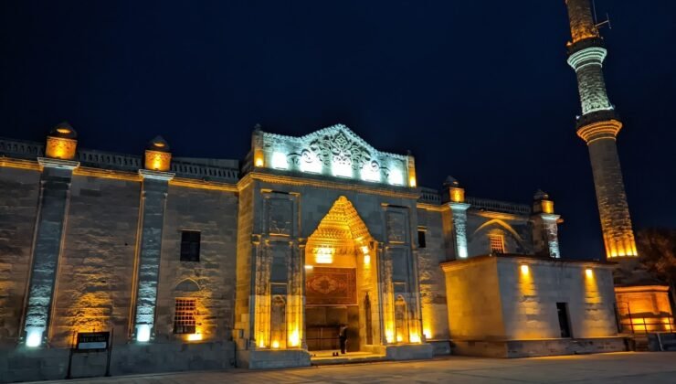 Aksaray’da hatimle teravih namazı kılınacak camiler belirlendi