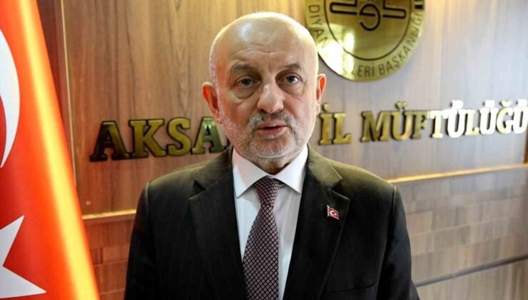 Aksaray’da mahyalar camileri süslüyor