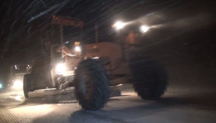 Alacabel’de şiddetli yağmur kar yağışına döndü