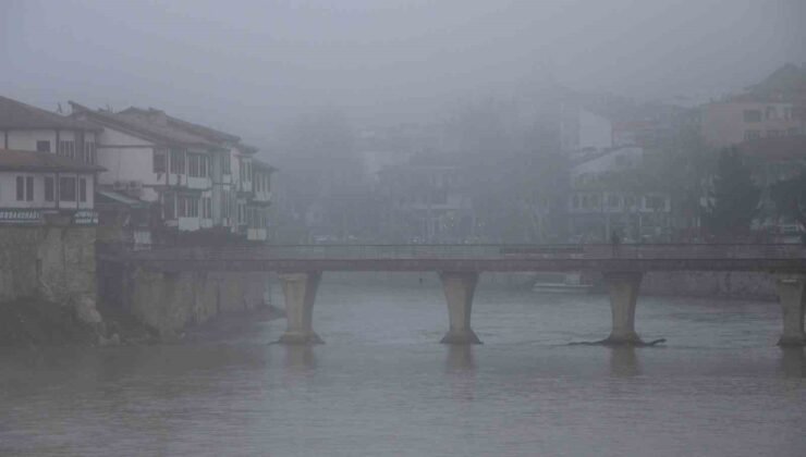 Amasya’da yoğun sis etkili oldu