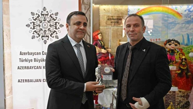 Antalya Oyuncak Müzesi’ne Azerbaycan’dan 26 parçalık bağış