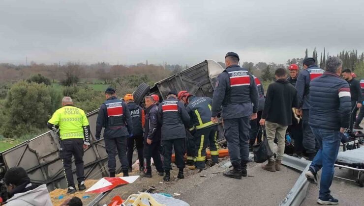 Antalya’da trafik kazası: Ölü ve yaralılar var
