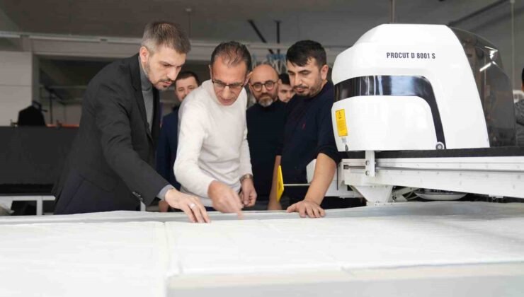 Arnavutköy’de Radyocular atölyede üretimin kalbine kulak verdi