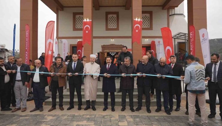 Asrın felaketinin ardından Hatay’da 119’uncu cami ibadete açıldı