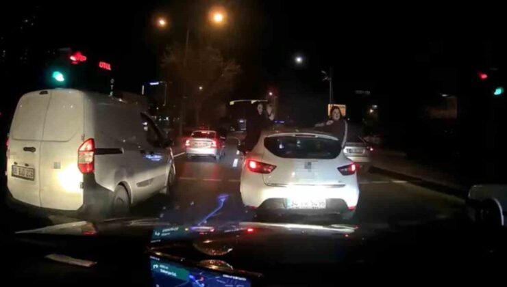 Ataşehir’de konvoy yapıp trafiği tehlikeye atan 3 şüpheli adliyeye sevk edildi