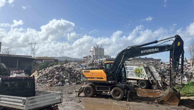 Atıkları usulsüz depolayan Buca ve Foça belediyelerine 9.3 milyon lira ceza