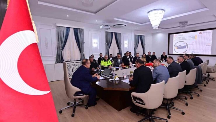 Aydın’ın ulaşımını rahatlatacak projeler ele alındı