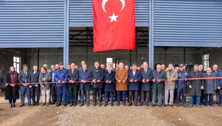 Aydıntepe’de iş makinesi garajı hizmete açıldı