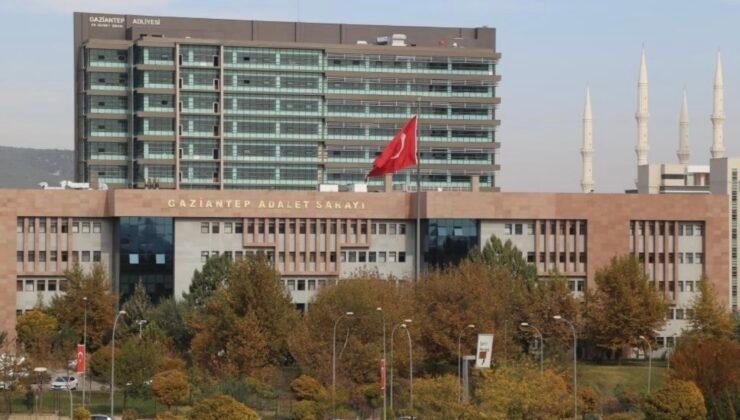 Aynaların çarpması sonucu çıkan kavgada öldürülen Abdurrahman Cengiz’in davasına devam edildi
