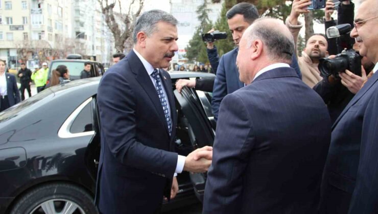 Bakan Çiftçi, 5 yıl valilik yaptığı Çorum’u ziyaret etti