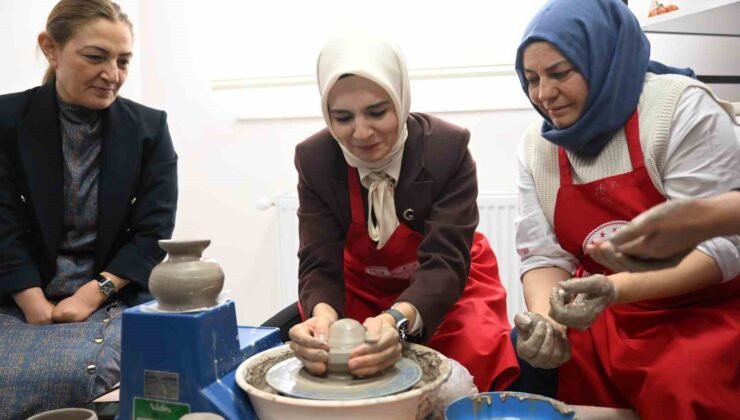 Bakan Göktaş, Erzurum’da Engelli Aktif Yaşam Merkezi’nin açılışını yaptı