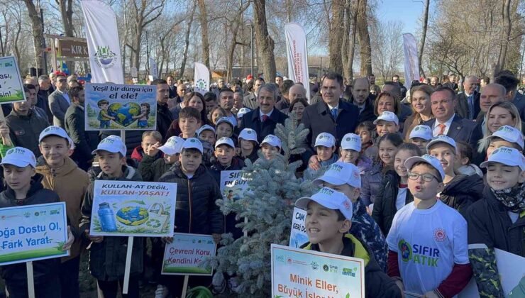 Bakan Kurum, sıfır atık şenliğine katıldı
