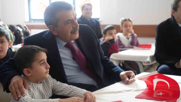 Bakan Tekin, “Kimsenin dini inancını sorgulamadık”