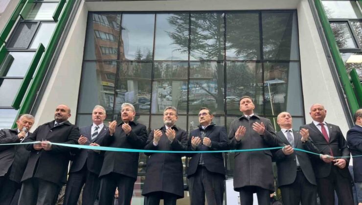 Bakan Yumaklı, Eskişehir’de TMO’nun yeni binasını açılışını gerçekleştirdi