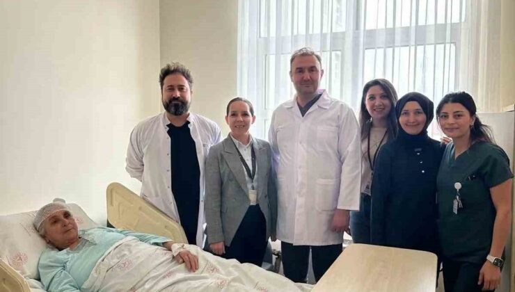 Bandırma’da 72 yaşındaki beyin tümörü hastası son teknolojiyle sağlığına kavuştu