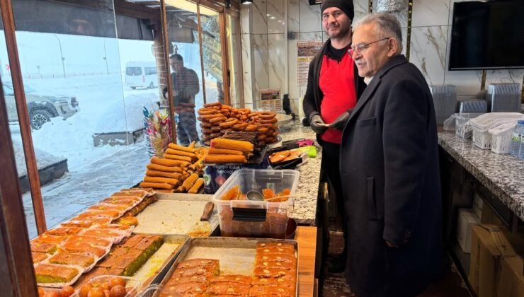 Başkan Büyükkılıç’tan Erciyes Kayak Merkezi’nde esnaf ziyareti