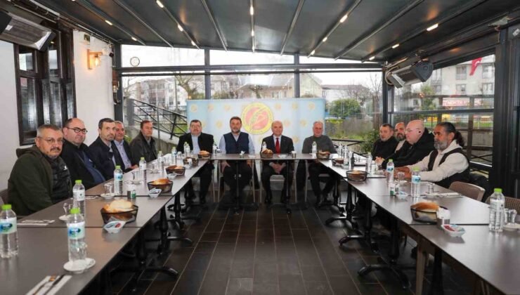 Başkan Özlü gazetecilerle bir araya geldi