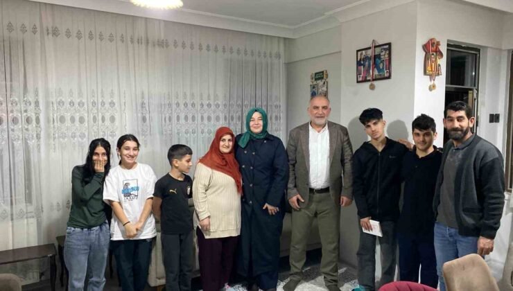 Başkan Sandıkçı’dan ’çat kapı’ iftar