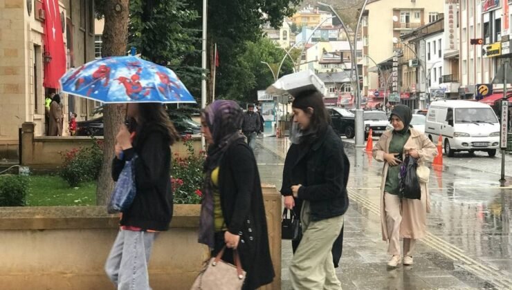 Bayburt’ta karla karışık yağmur ve kar bekleniyor