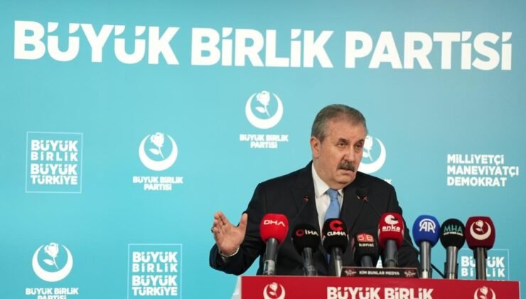 BBP Genel Başkanı Destici: “Ne yapmış Akın Gürlek, bahisçilerin üstüne gitmiş. Millet olarak teşekkür etmemiz lazım”