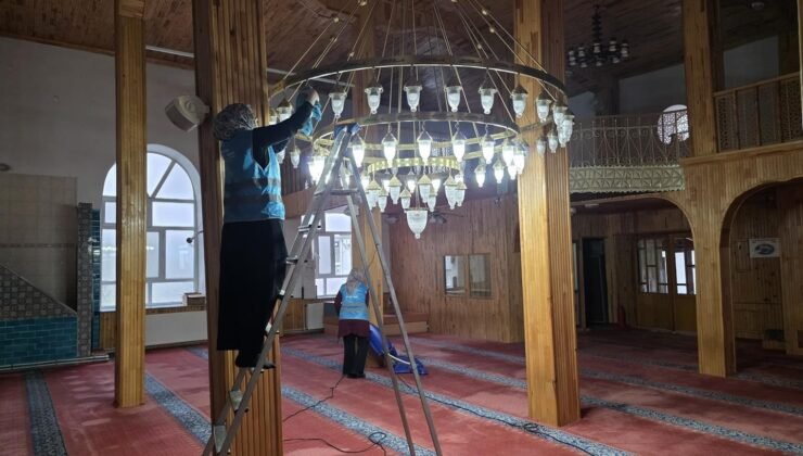 Beyşehir’de camiler Ramazan’a hazır