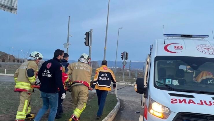 Bingöl’de trafik kazasında araç ters döndü: 1 yaralı