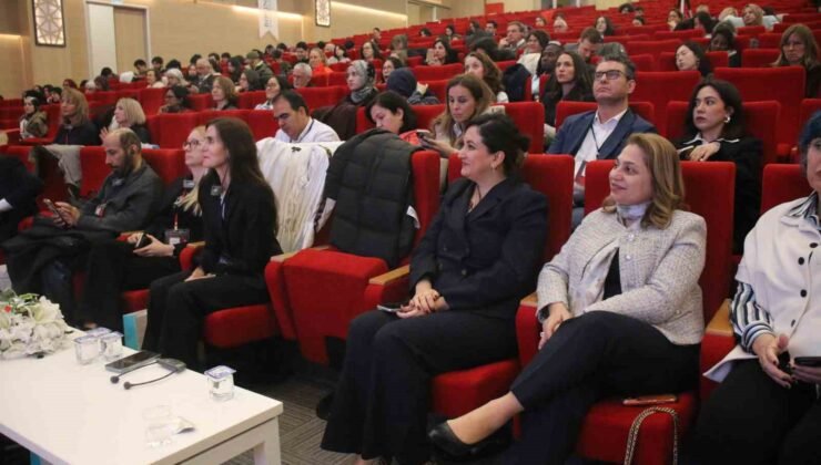 Biruni Üniversitesi ev sahipliğinde “Sağlıklı Yaşam Tıbbı” sempozyumu düzenlendi