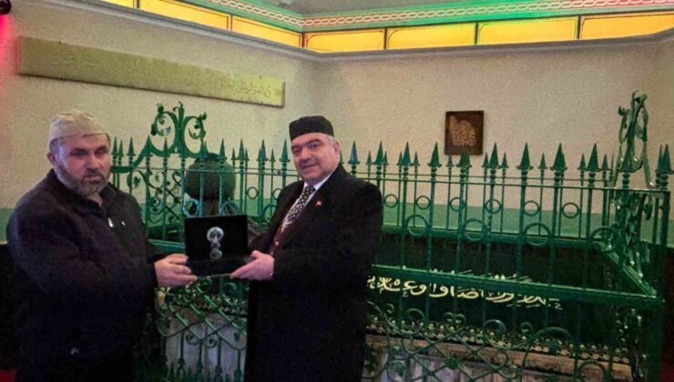 Bolu’da Seyyid Ümmi Kemal Türbesi’ne Sakal-ı Şerif bağışlandı
