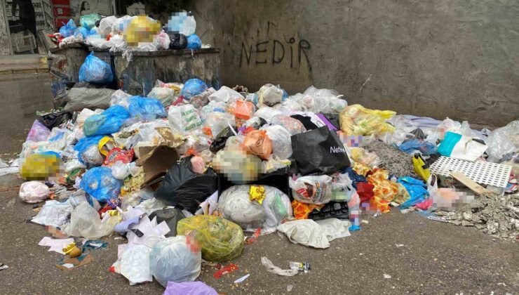 Buca’da grev bitti, çöp çilesi bitmedi