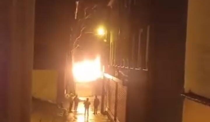 Bursa’da depo yangını, korku dolu anlar yaşattı