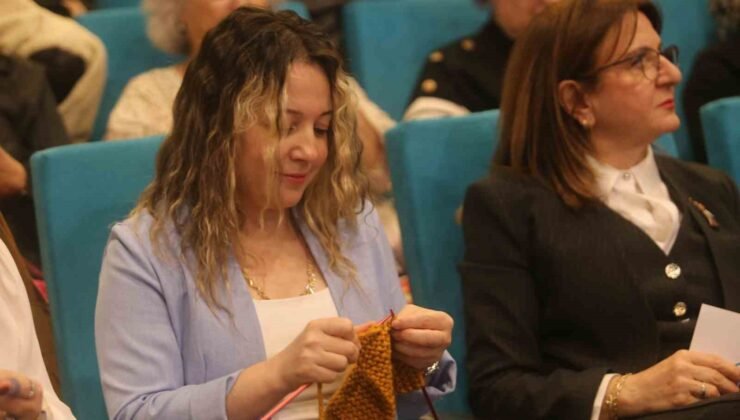 Bursa’da kadınlardan huzurevine ilmek ilmek sevgi